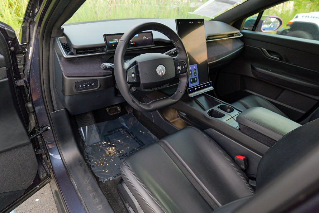 Used 2023 Fisker Ocean Ultra AWD/4WD image 19