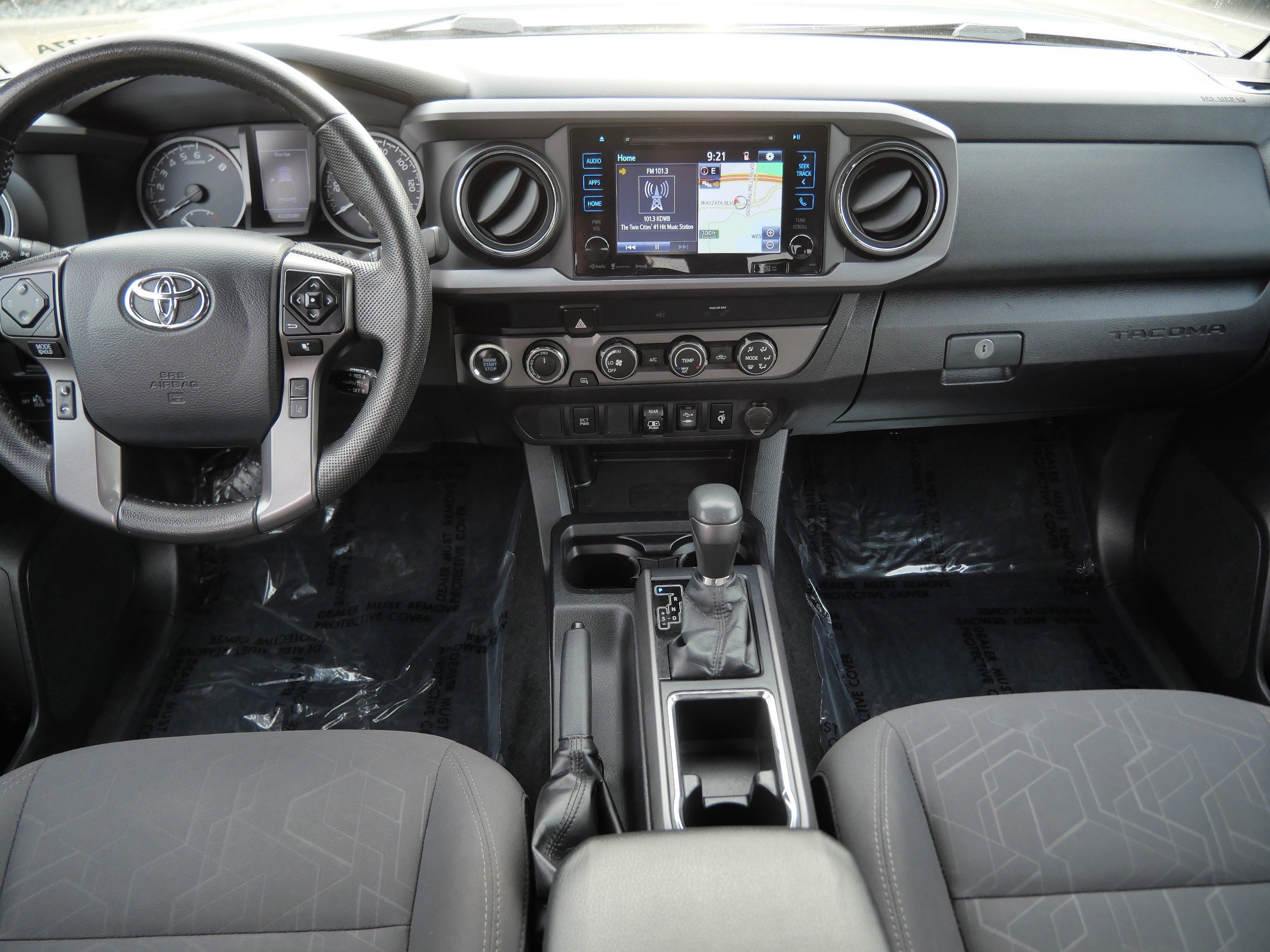 Certified 2019 Toyota Tacoma TRD Sport image 11