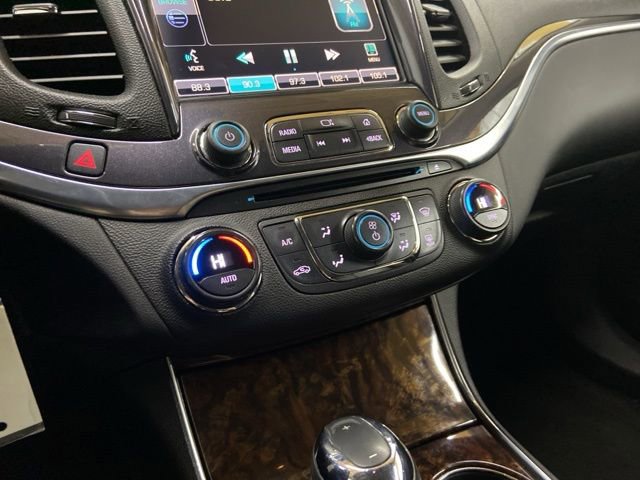 Used 2015 Chevrolet Impala LT image 31