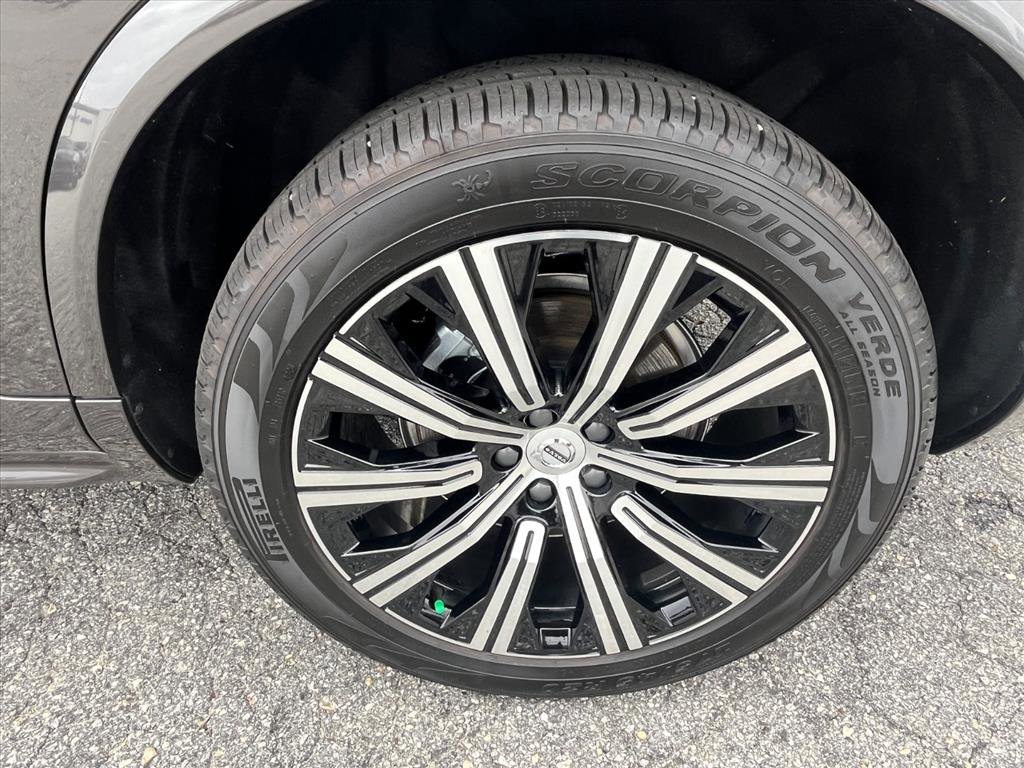 Used 2025 Volvo XC90 B6 Plus w/ Protection Package Premier image 22