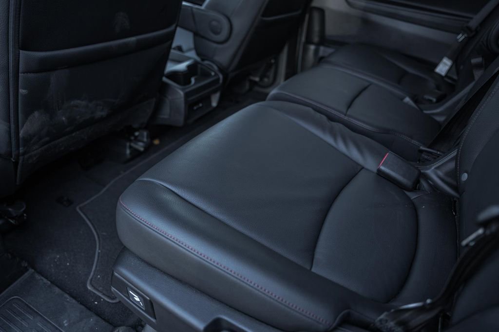 Used 2025 Honda Odyssey Sport-L image 31