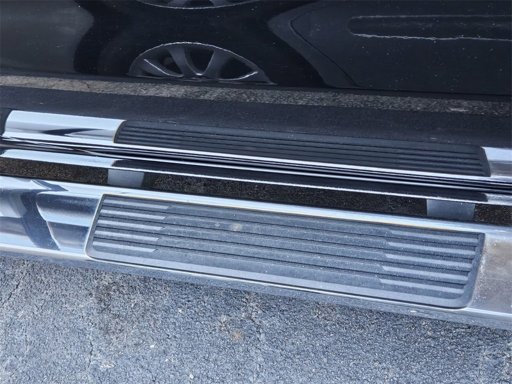 Used 2019 GMC Sierra 1500 SLT w/ SLT Premium Plus Package image 17