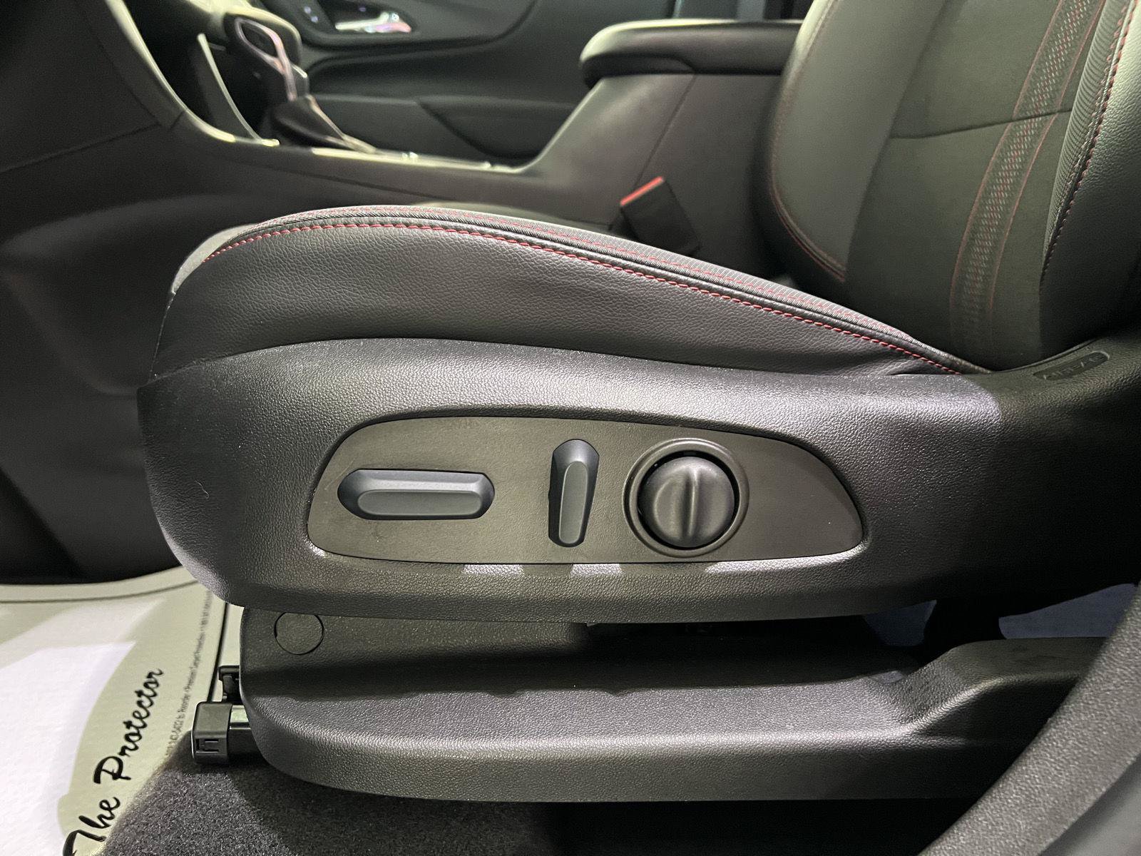 Used 2022 Chevrolet Equinox RS AWD/4WD image 42