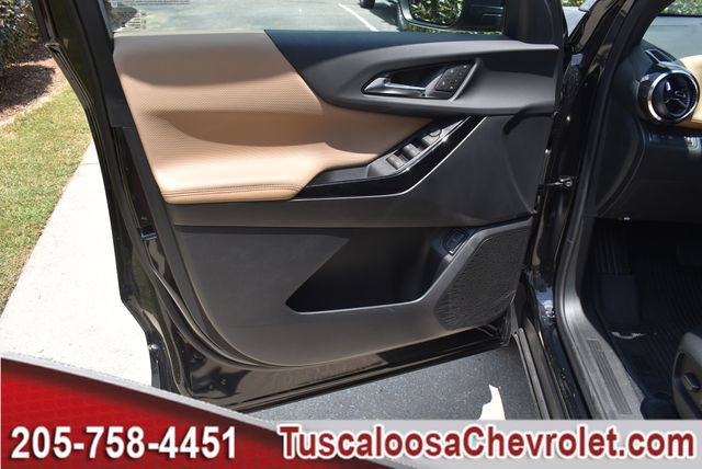 New 2026 Chevrolet Equinox ACTIV w/ Convenience Package III FWD image 12
