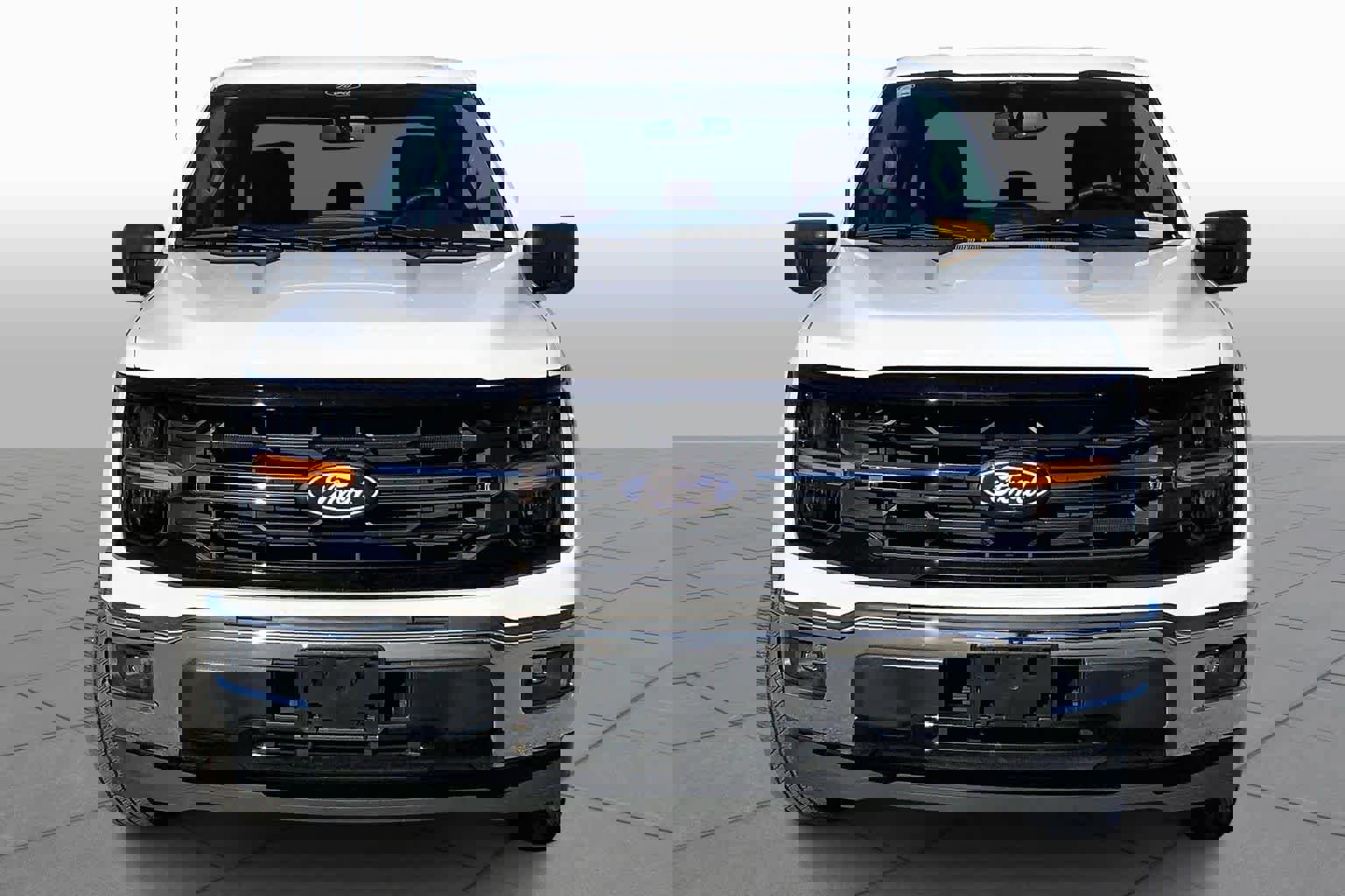 Certified 2024 Ford F150 XLT w/ Mobile Office Package image 3