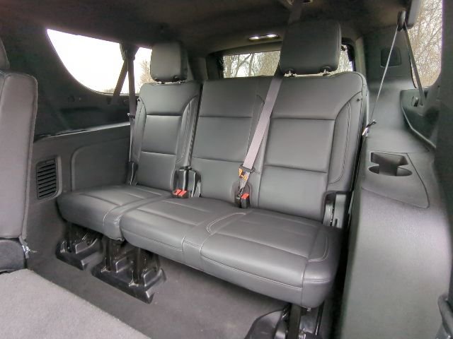 Used 2024 Chevrolet Suburban LT AWD/4WD image 17