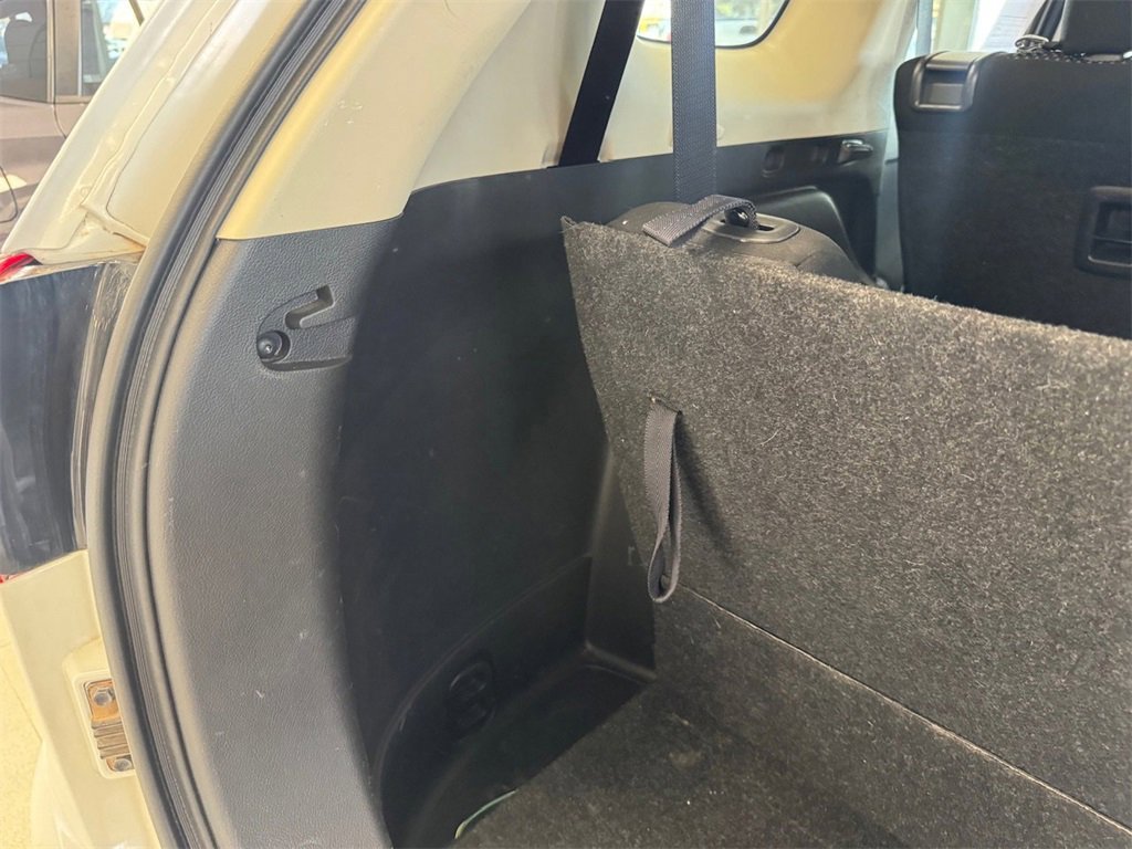 Used 2020 Mitsubishi Outlander ES image 40