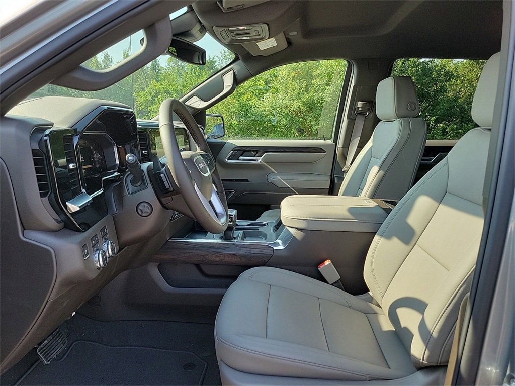 New 2026 GMC Sierra 1500 SLT w/ SLT Convenience Package image 15