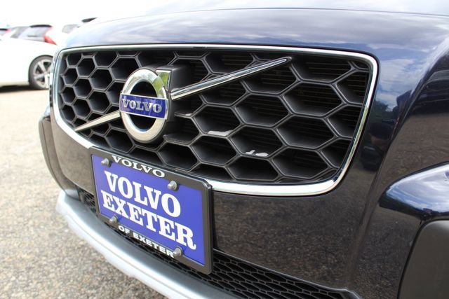 Used 2016 Volvo XC70 T5 Premier w/ Proximity Package AWD/4WD image 12