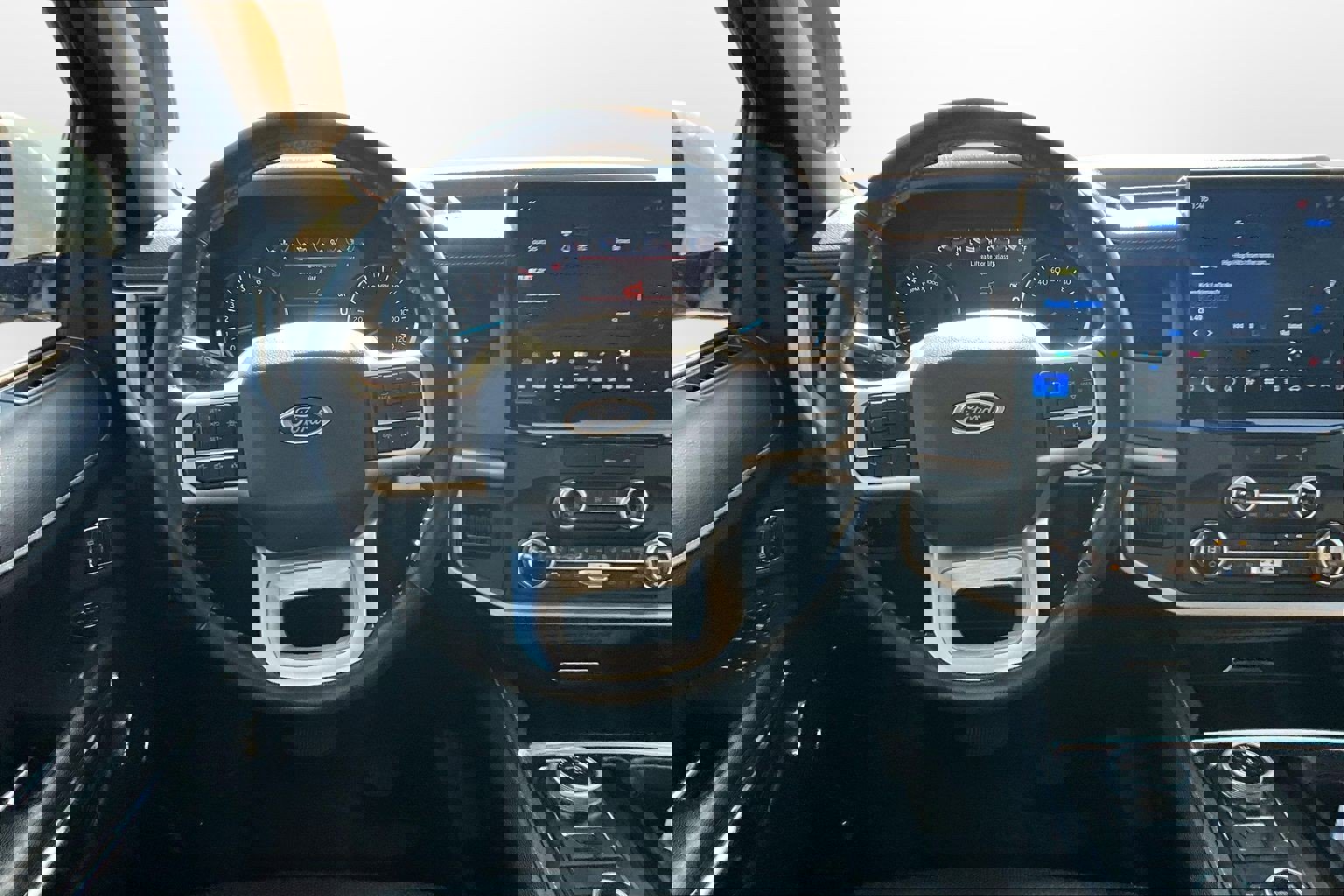 Used 2022 Ford Expedition Max XLT image 5