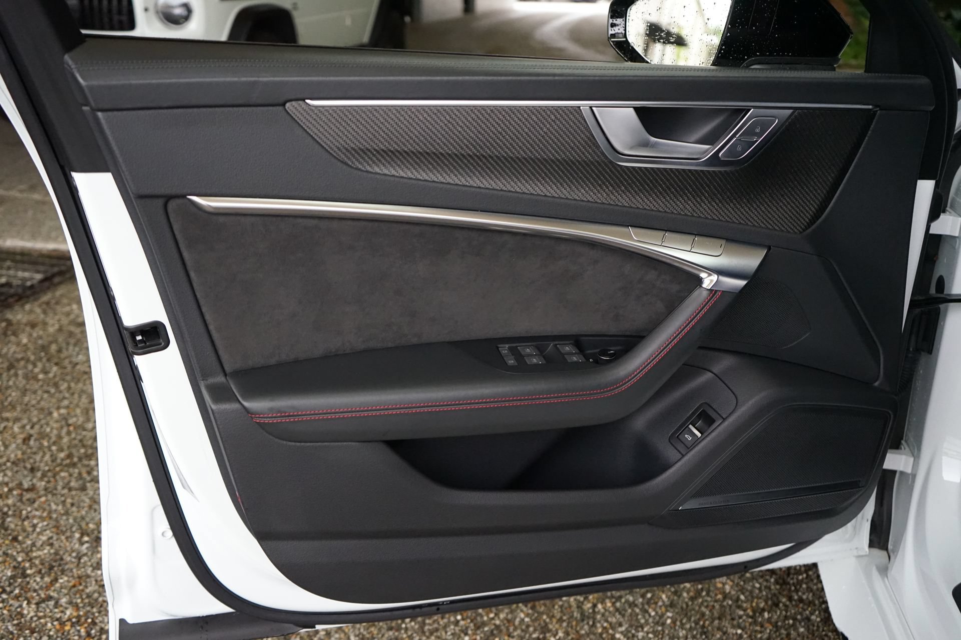 Used 2021 Audi RS 6 w/ Executive Package AWD/4WD image 27