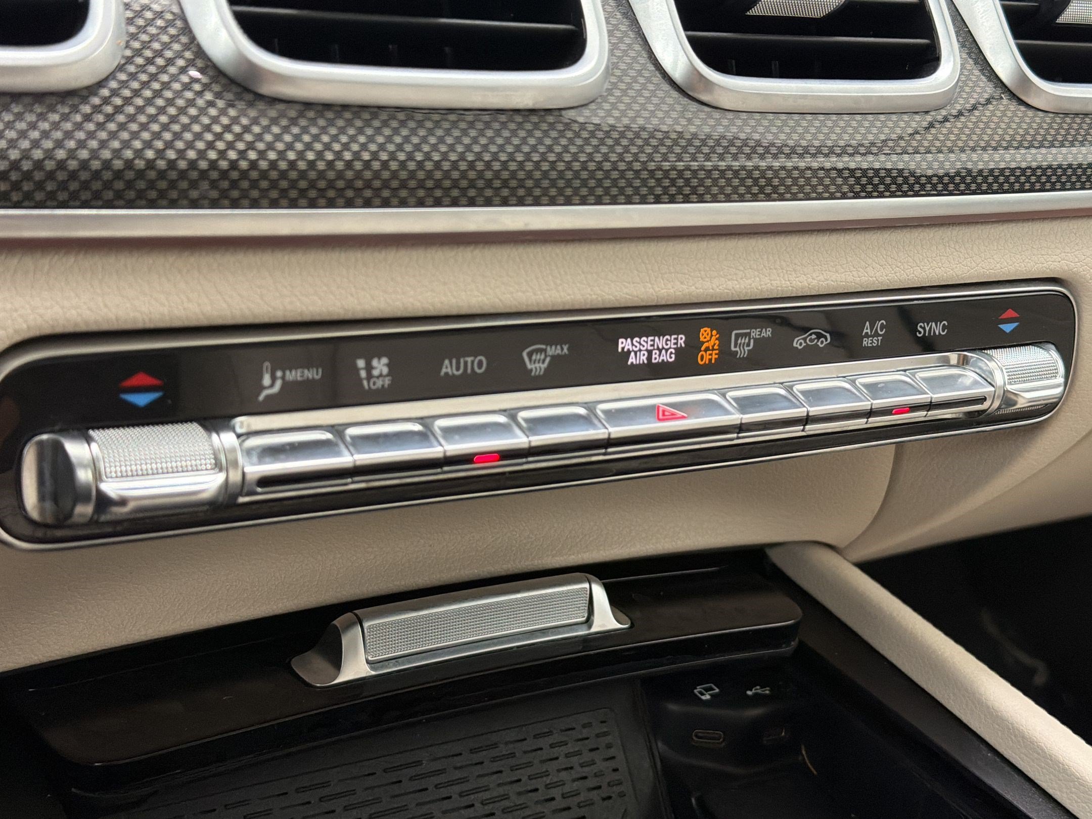 Used 2020 Mercedes-Benz GLE 350 4MATIC image 19