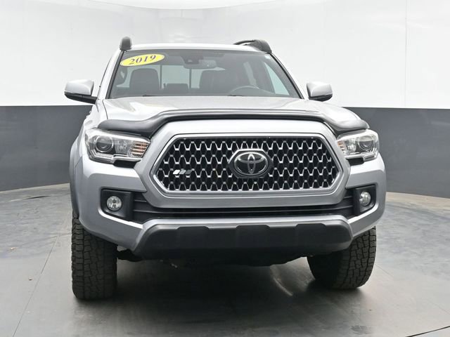 Used 2019 Toyota Tacoma TRD Off-Road AWD/4WD image 3