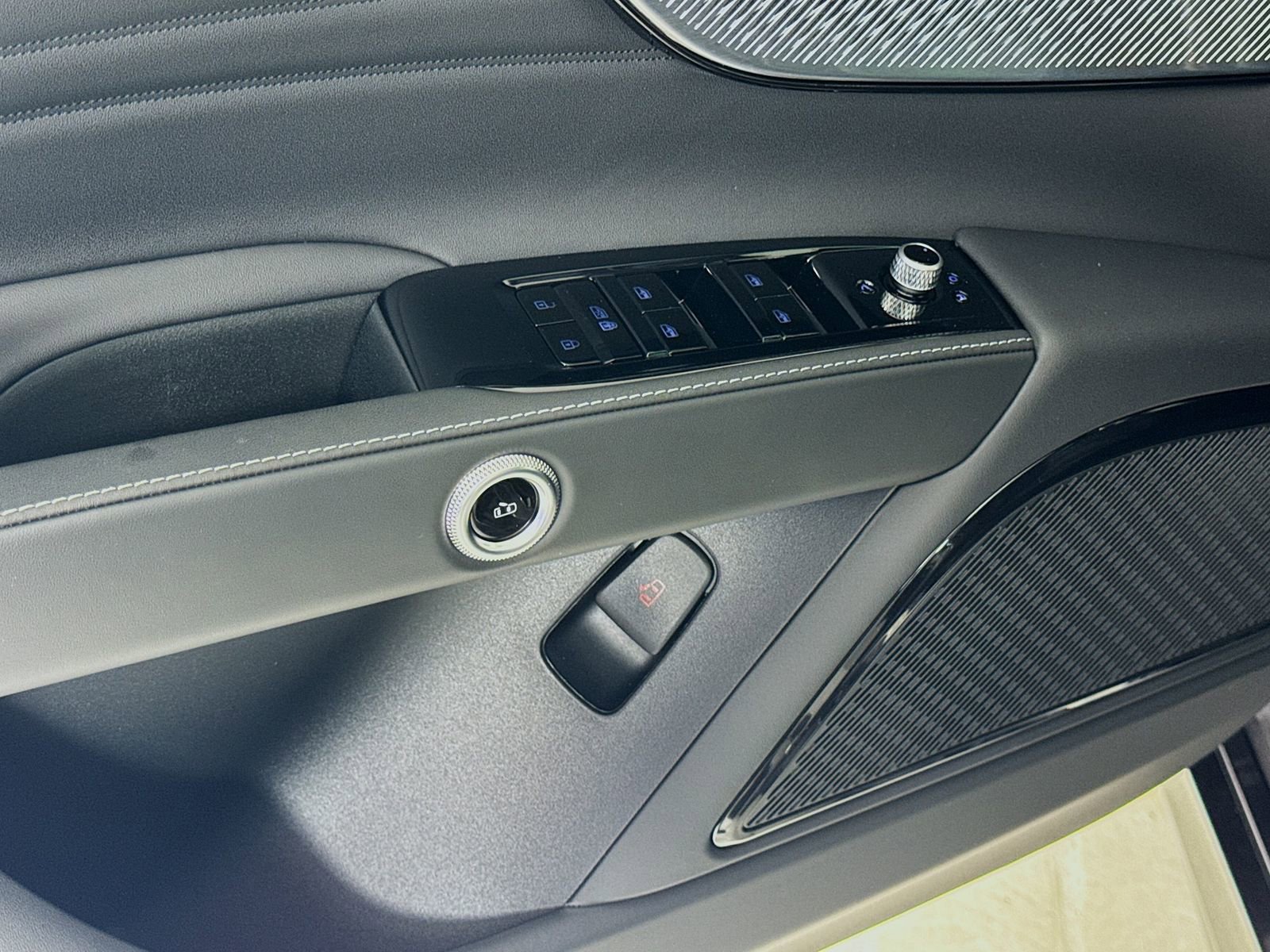 New 2025 Maserati Grecale GT AWD/4WD image 17