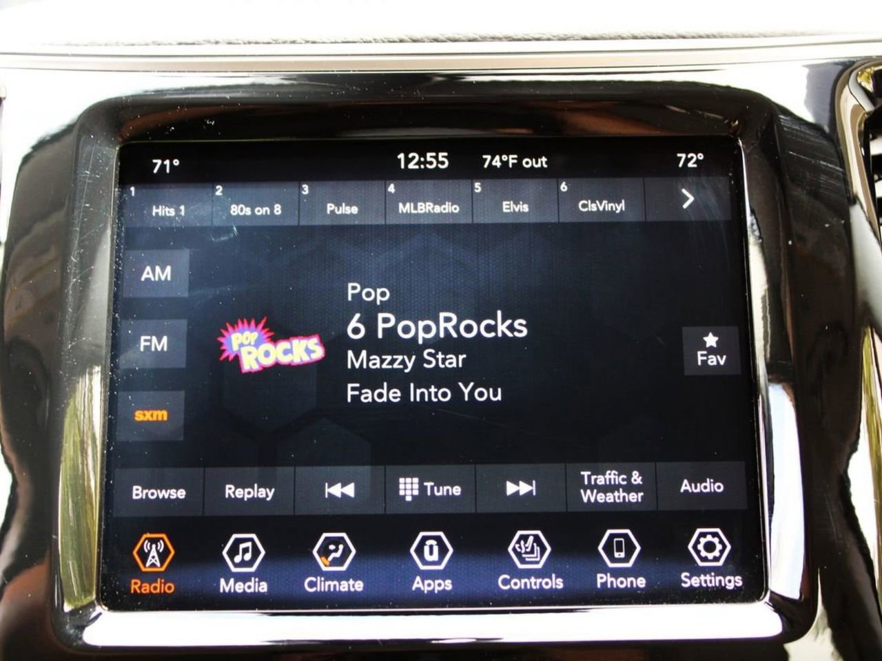 Used 2020 Jeep Cherokee Limited image 17