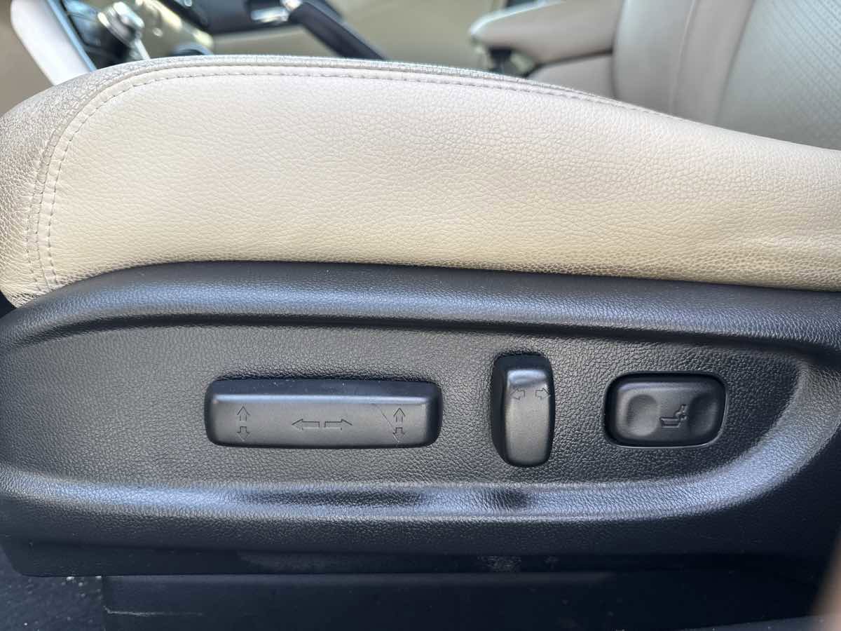 Used 2014 Honda Accord Touring image 9
