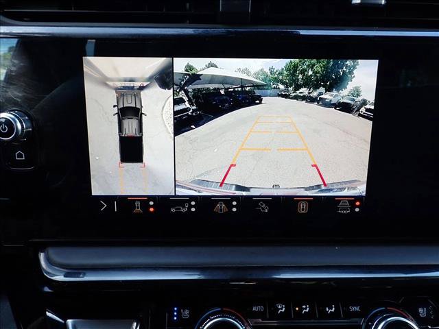Used 2025 GMC Sierra 2500 AT4X AWD/4WD image 18