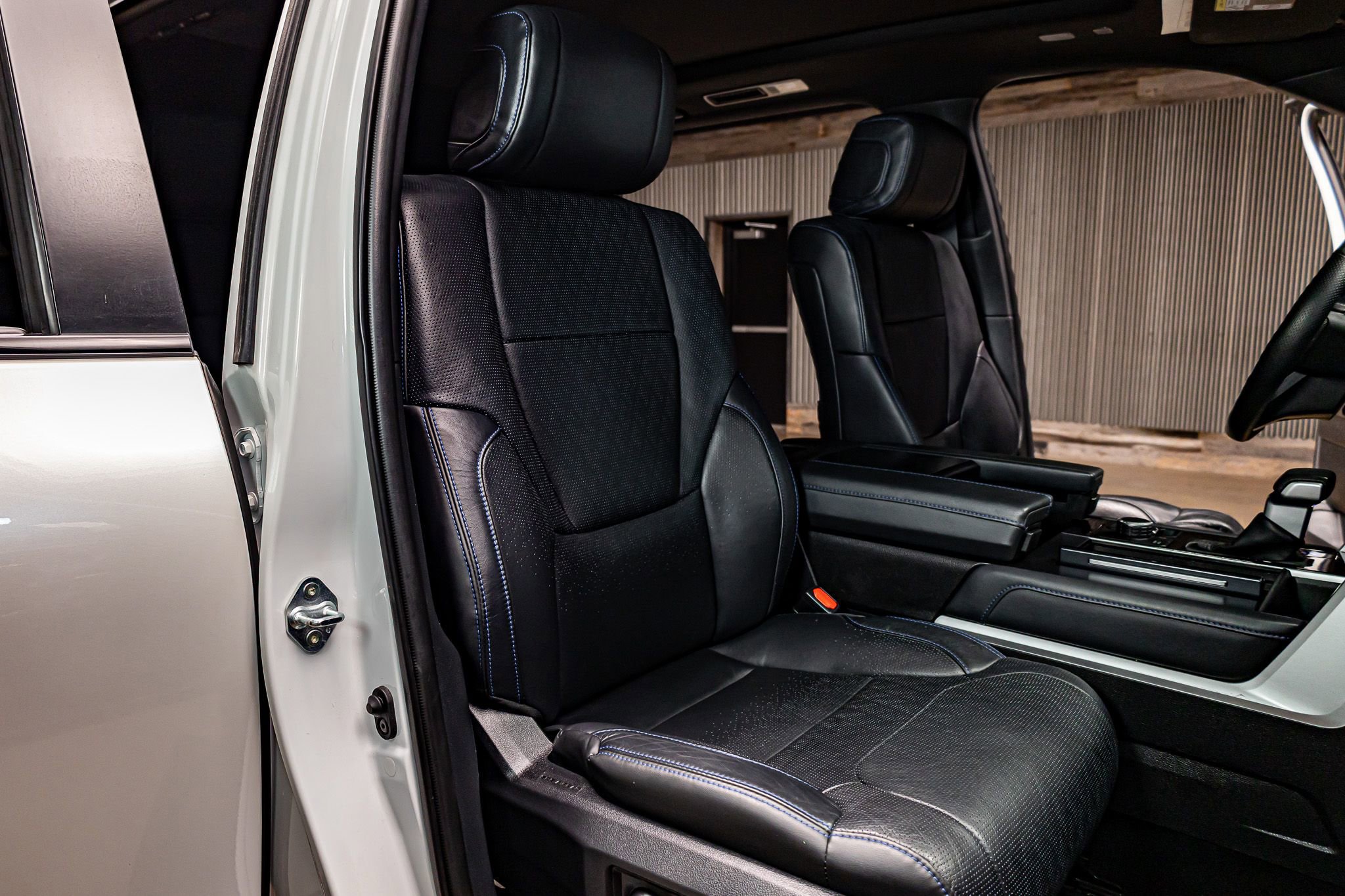 Used 2024 Toyota Sequoia Platinum image 29