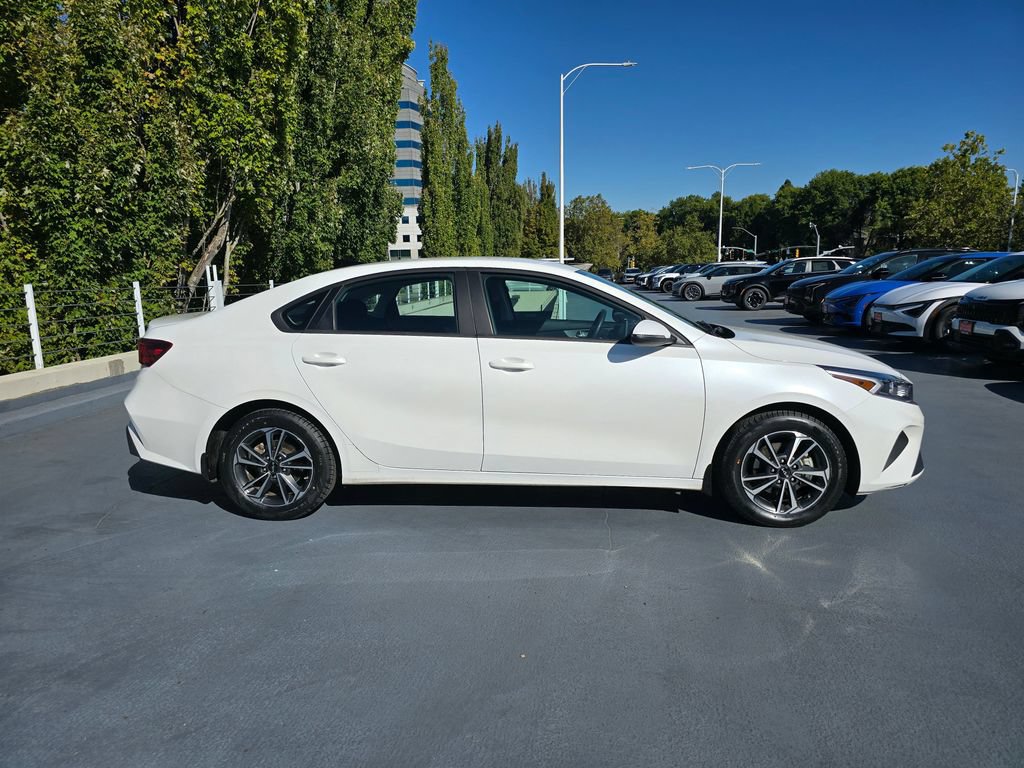 Certified 2024 Kia Forte LXS w/ LXS Technology Package FWD image 2