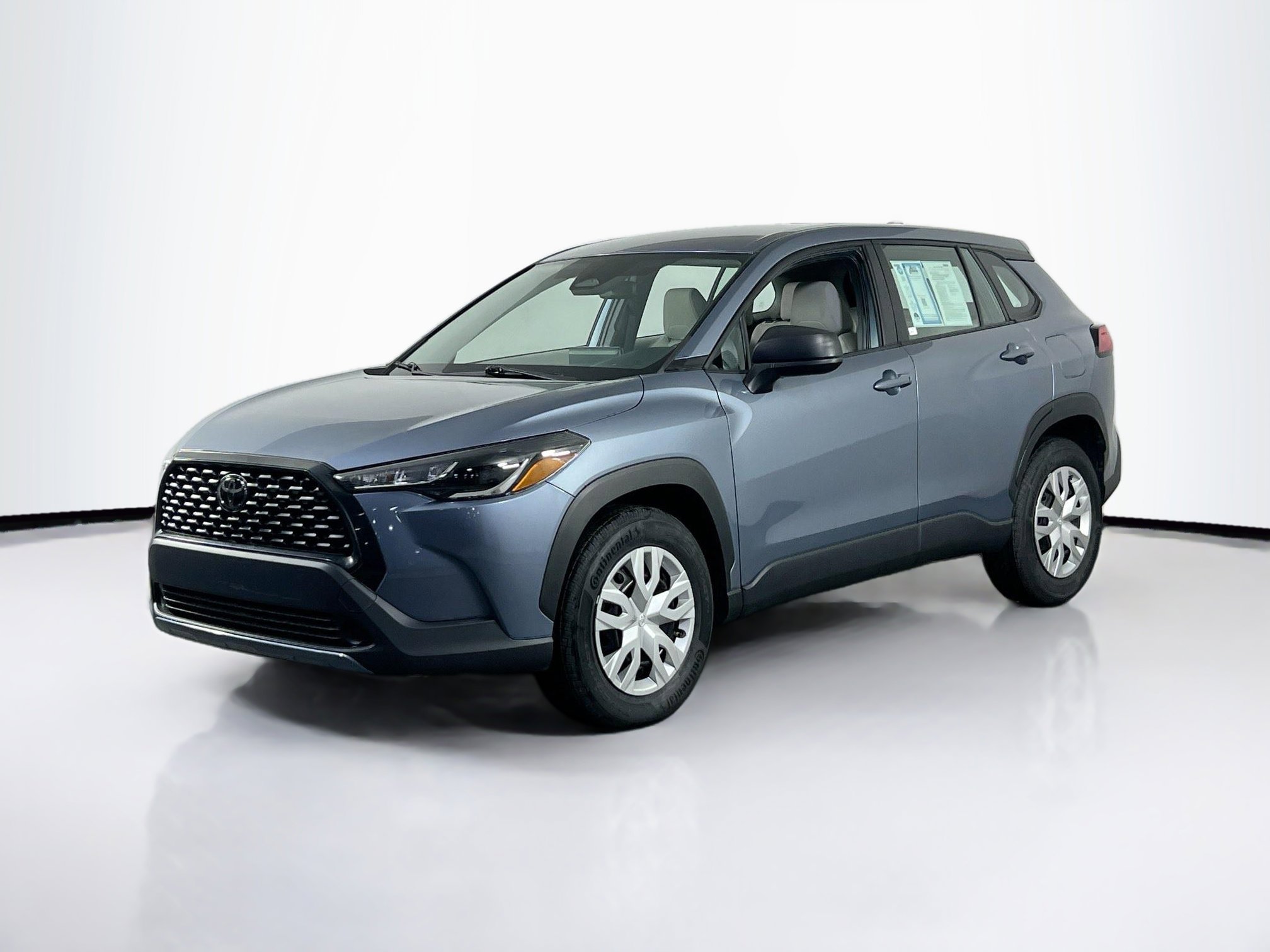 Used 2024 Toyota Corolla Cross L image 1