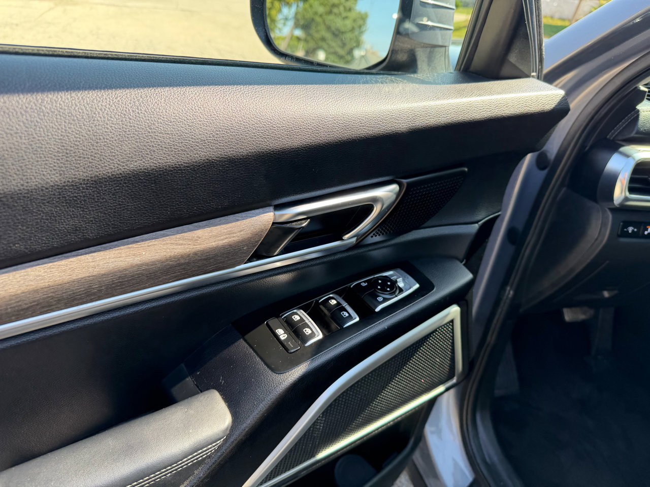 Used 2020 Kia Telluride EX image 11