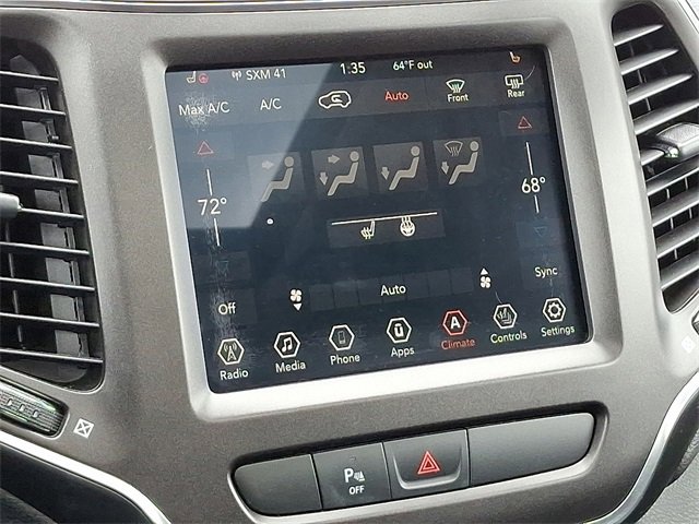 Used 2019 Jeep Cherokee Trailhawk w/ Comfort/Convenience Group image 17