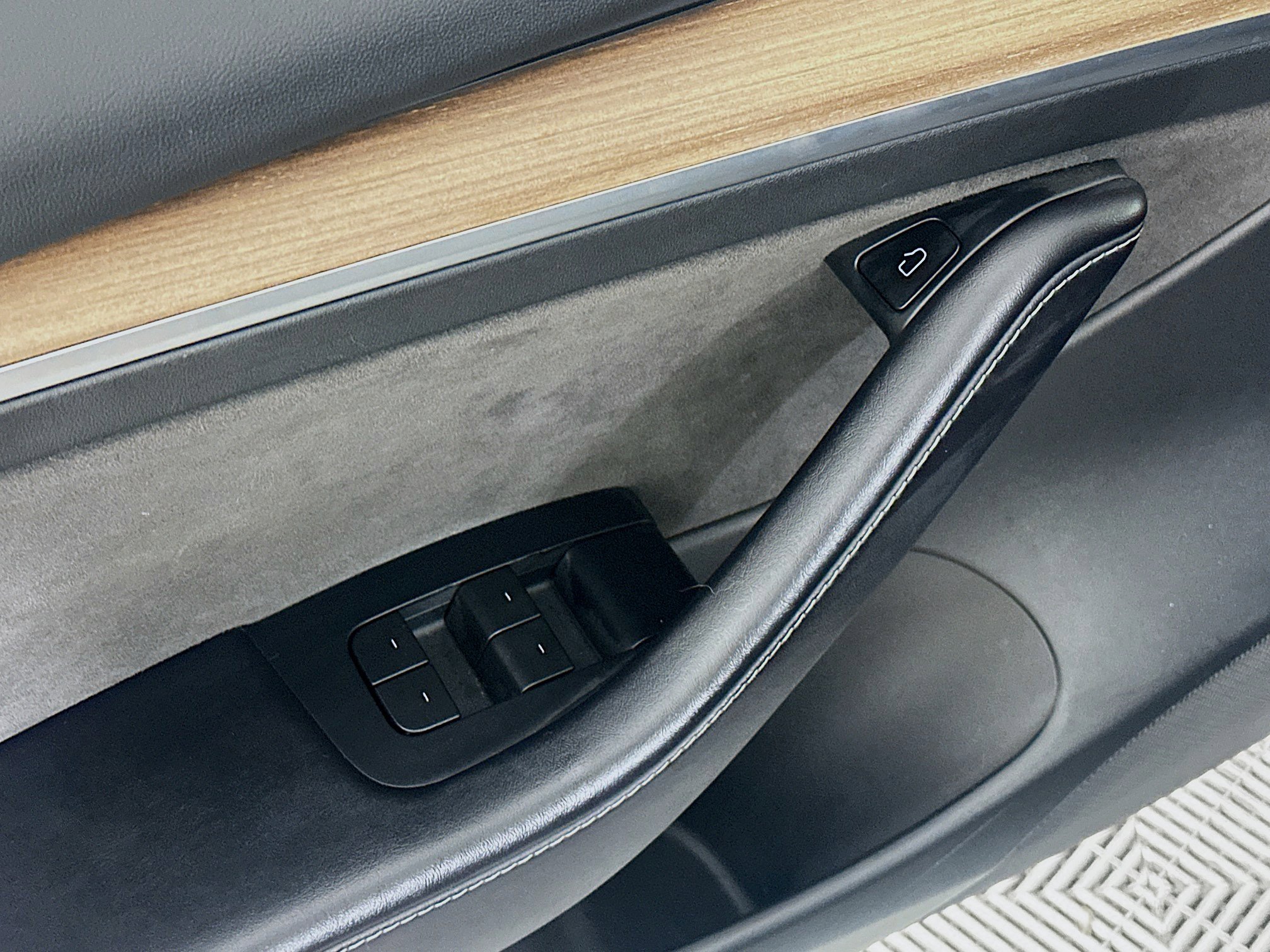 Used 2023 Tesla Model 3 Performance image 15