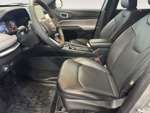 Used 2023 Jeep Compass Latitude image 7