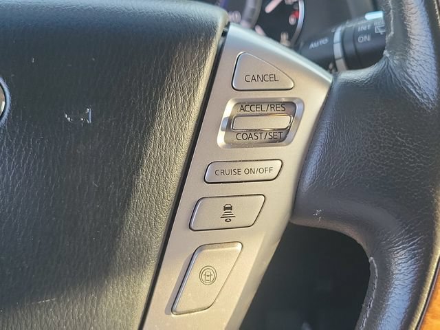 Used 2016 INFINITI QX80 4WD w/ Driver's Assistance Package image 14