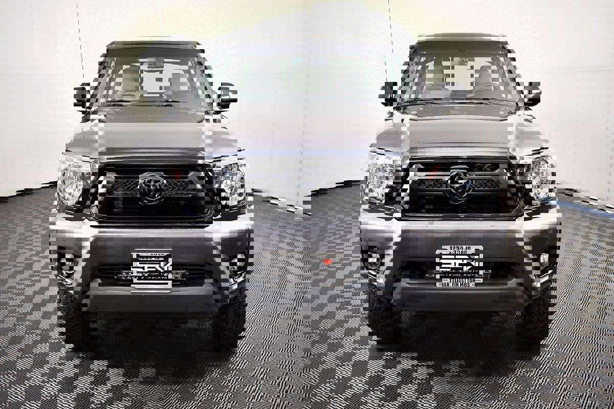 Used 2012 Toyota Tacoma TRD Off-Road image 5