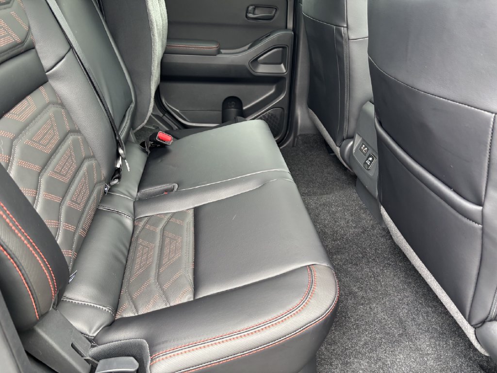 New 2027 Nissan Frontier PRO-4X w/ Pro Premium Package AWD/4WD image 17
