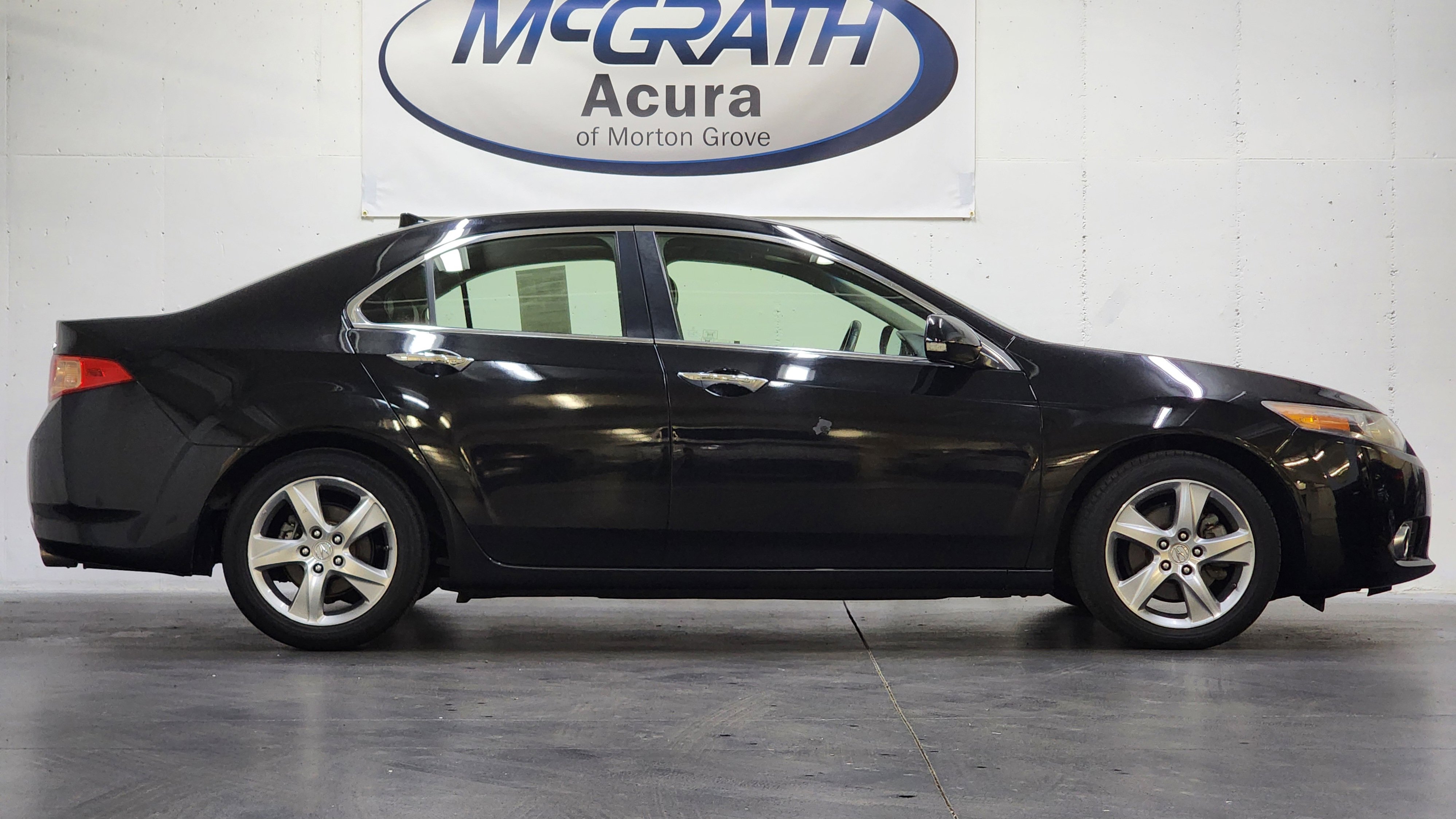 Used 2013 Acura TSX Sedan FWD image 3