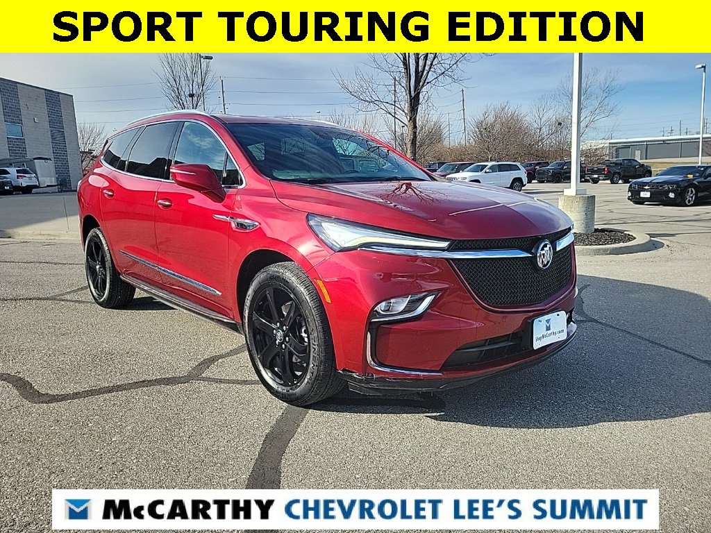 Used 2023 Buick Enclave Essence w/ Experience Buick Package image 3