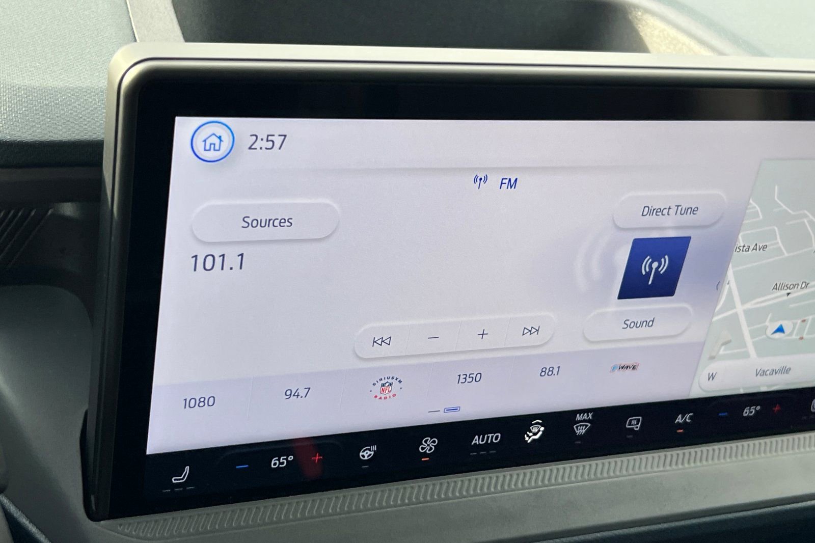 Used 2025 Ford Maverick Tremor image 17