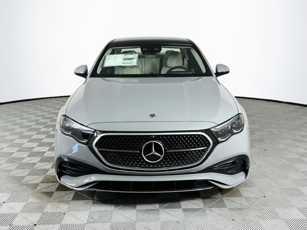 New 2027 Mercedes-Benz E 450 4MATIC Sedan image 2