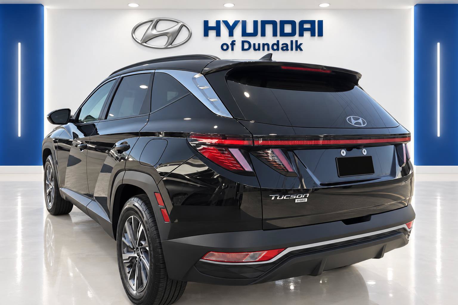 Used 2022 Hyundai Tucson Blue AWD/4WD image 2