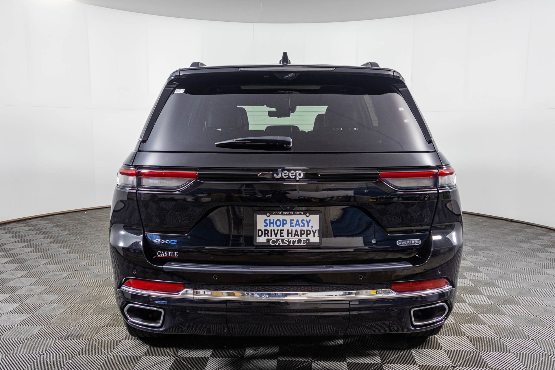 Used 2024 Jeep Grand Cherokee Overland w/ Luxury Tech Group IV AWD/4WD image 21