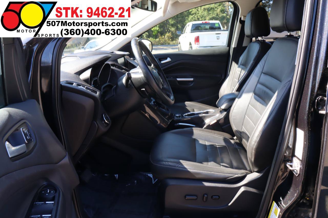 Used 2015 Ford Escape Titanium w/ Equipment Group 301A AWD/4WD image 11
