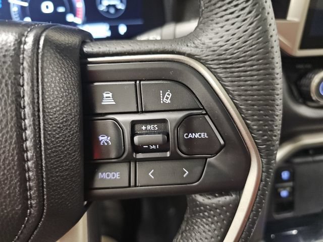 Used 2026 Toyota Tundra Limited AWD/4WD image 19