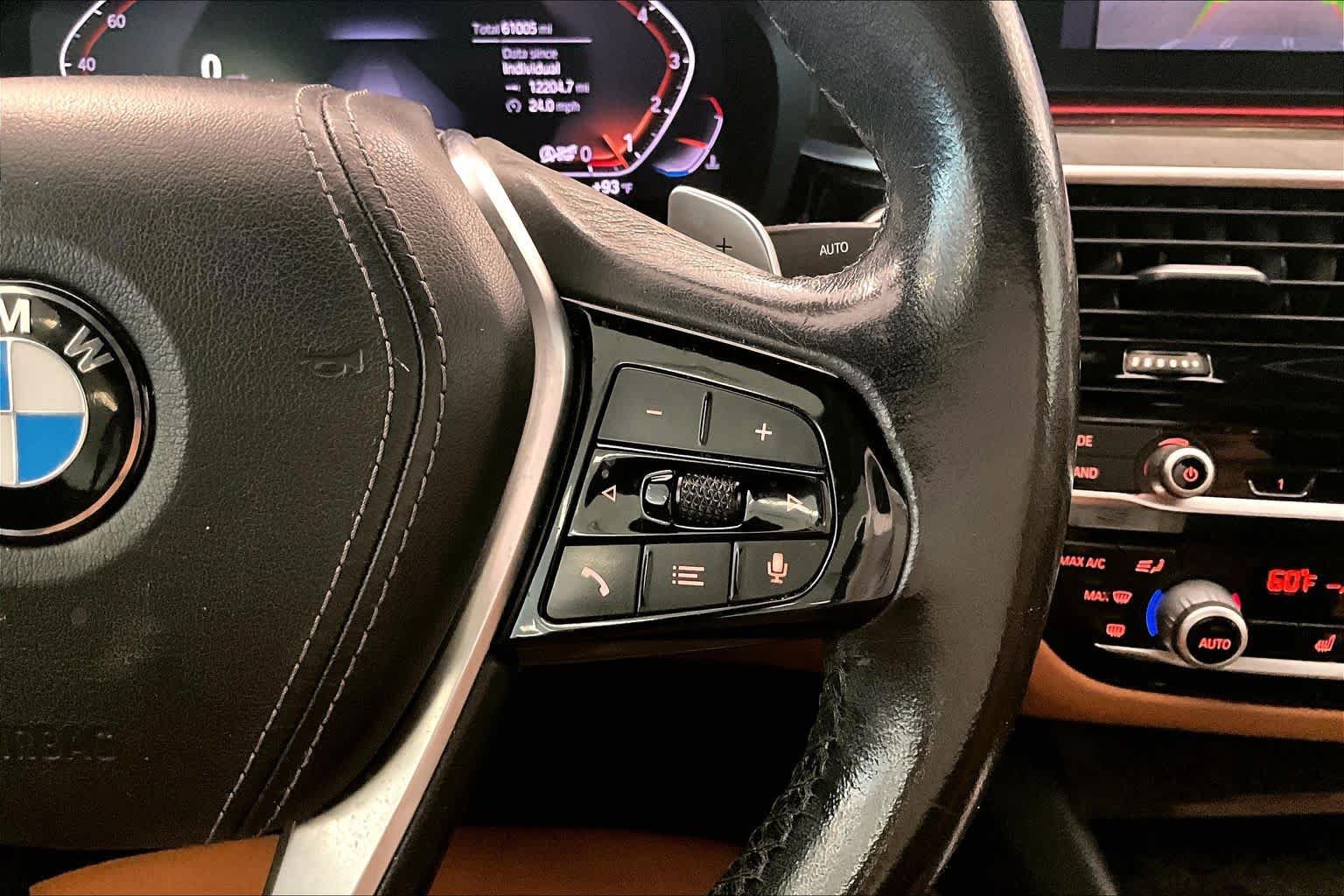 Used 2020 BMW 530i w/ Premium Package RWD image 22