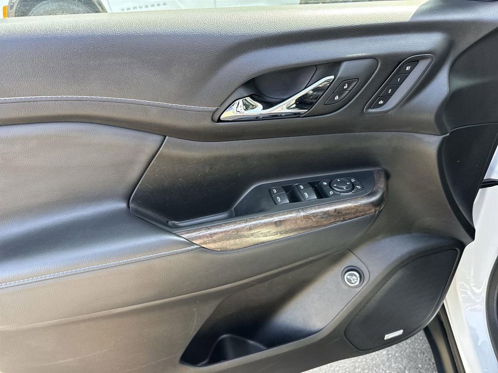 Used 2023 GMC Acadia Denali image 21