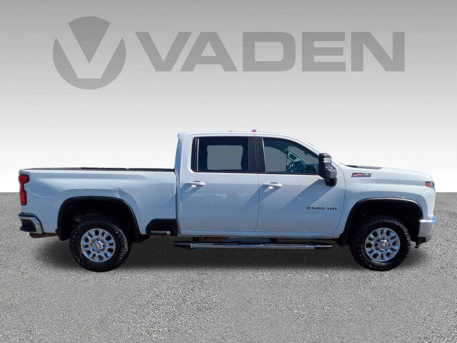 Used 2023 Chevrolet Silverado 2500 LT w/ Convenience Package image 24