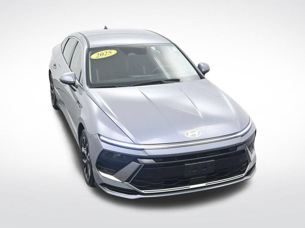Used 2025 Hyundai Sonata SEL FWD image 33