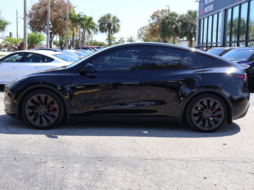 Used 2022 Tesla Model Y Performance image 17