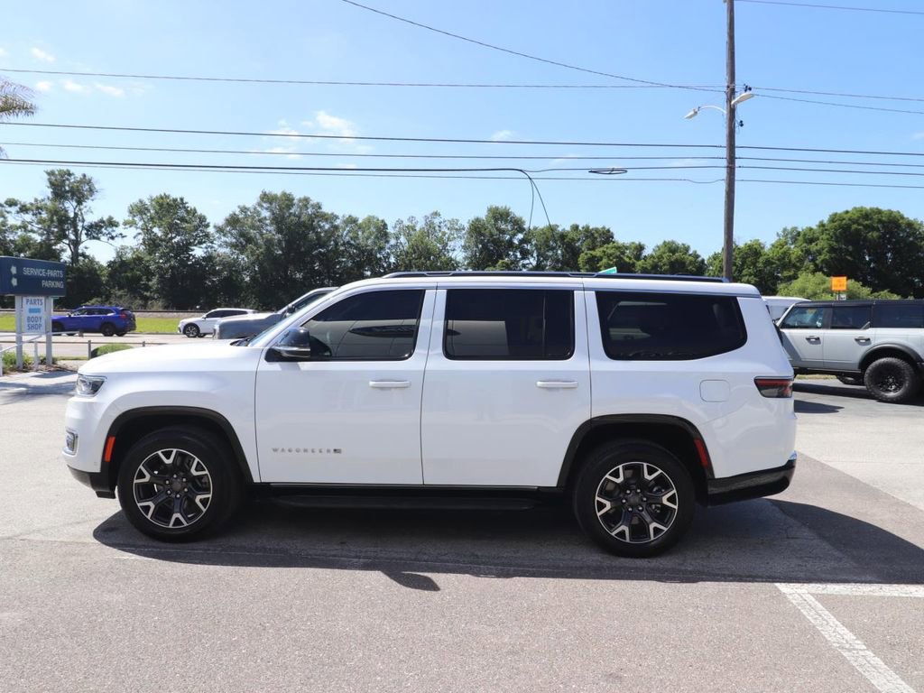 Used 2024 Jeep Wagoneer Series III image 8