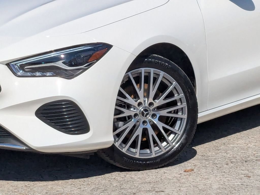 Used 2025 Mercedes-Benz CLA 250 image 29