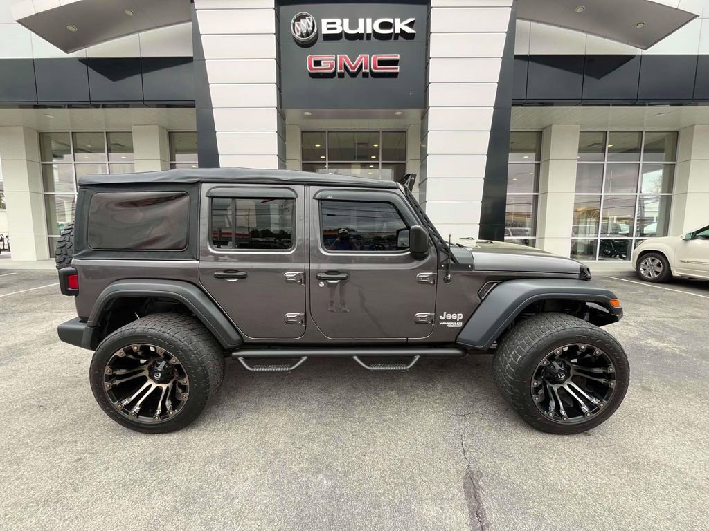 Used 2018 Jeep Wrangler Unlimited Sport S video 2