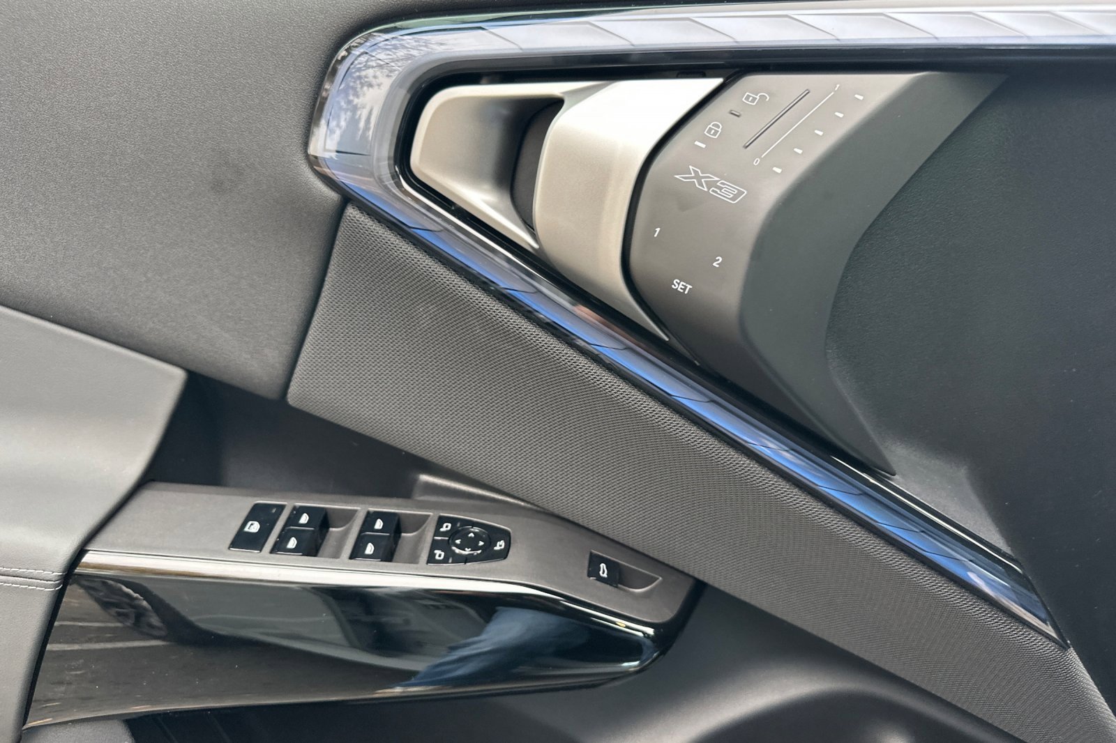 New 2026 BMW X3 xDrive30 w/ M Sport Package image 8