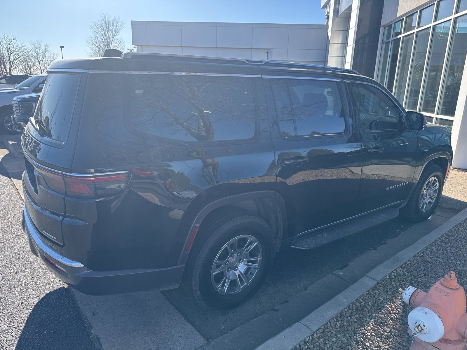 Used 2022 Jeep Wagoneer Series I image 4