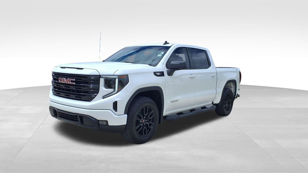 Used 2026 GMC Sierra 1500 Elevation w/ Elevation Select Package AWD/4WD image 3